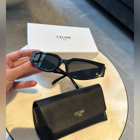 SOLD!🎉🎉🎉Celine Eyewear Triomphe Cat-Eye Sunglasses Unisex - Picture 10 of 16